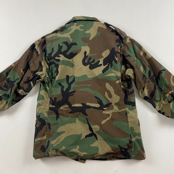 US Army Coat Cold Weather Camouflage Jacket Mens Medium M65 Military Hood - Picture 2 of 14